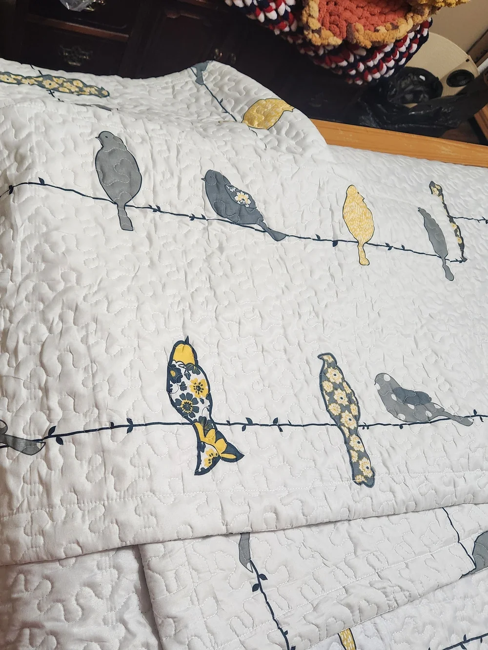King Size Quilt Set With Birds. Bramd New.